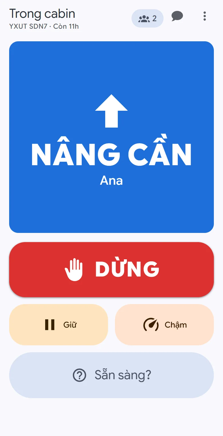 Một điện thoại trong cabin: Nâng cần chiếm đầy màn hình với người đang gọi, và Dừng, Giữ, Chậm chỉ cách một lần chạm.
